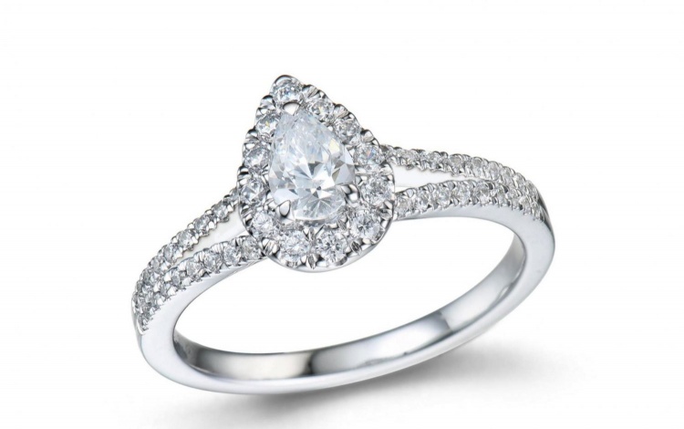 Wit gouden ring met diamant